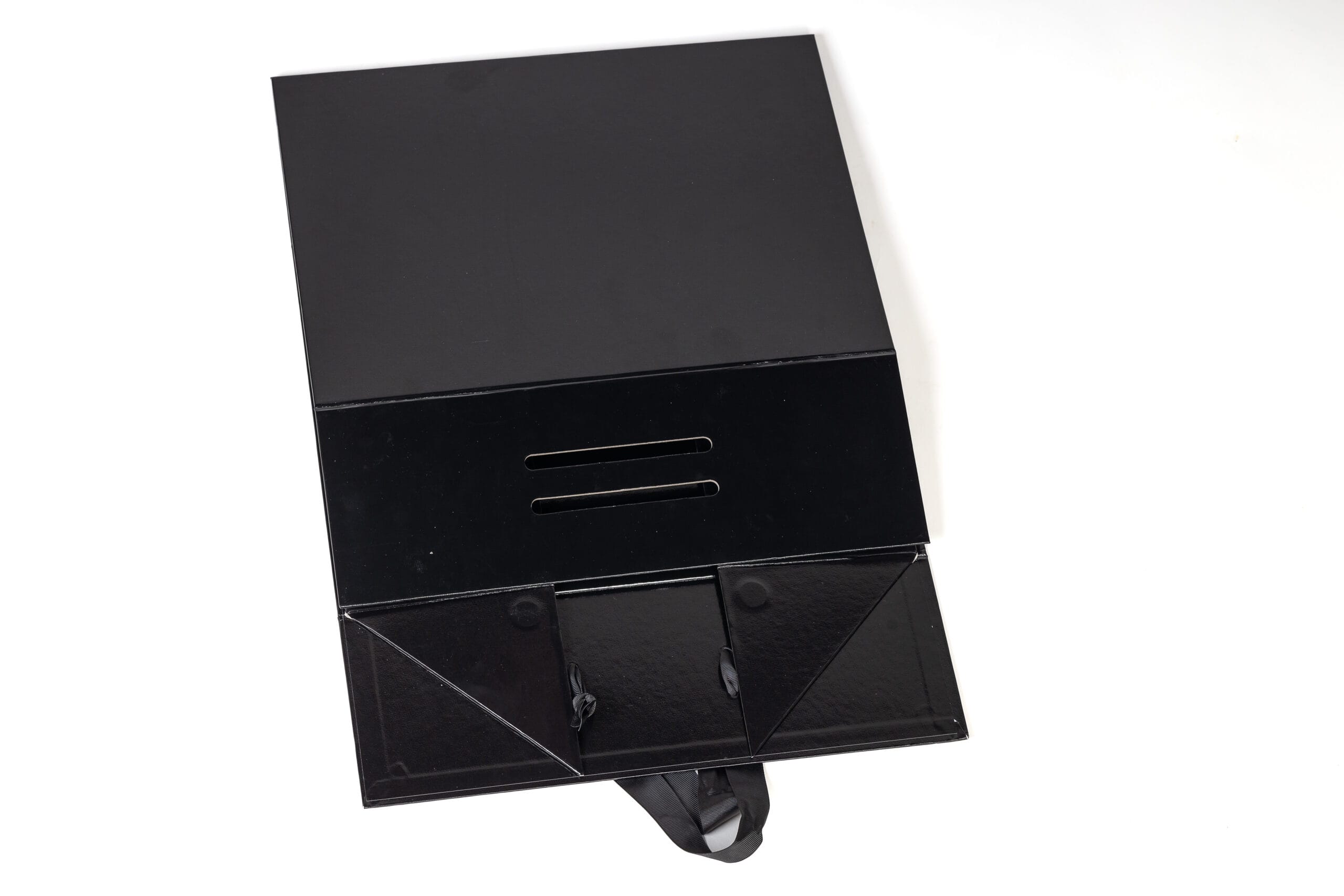 Αρχική | Premium Pack - experience the art of packaging Premium Pack luxury boxes with handle 1 scaled